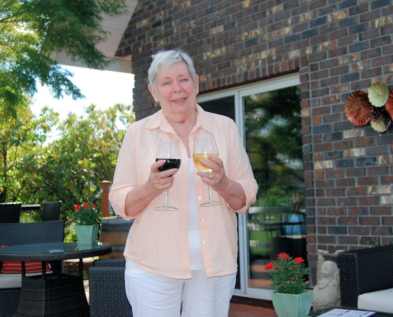 Barbara Bell- Winesofcanada.com