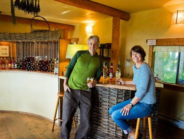 Middle Mountain Mead ~ Helen Grond and Steve McGrath