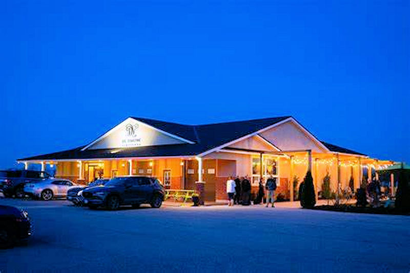 De Simone Vineyards