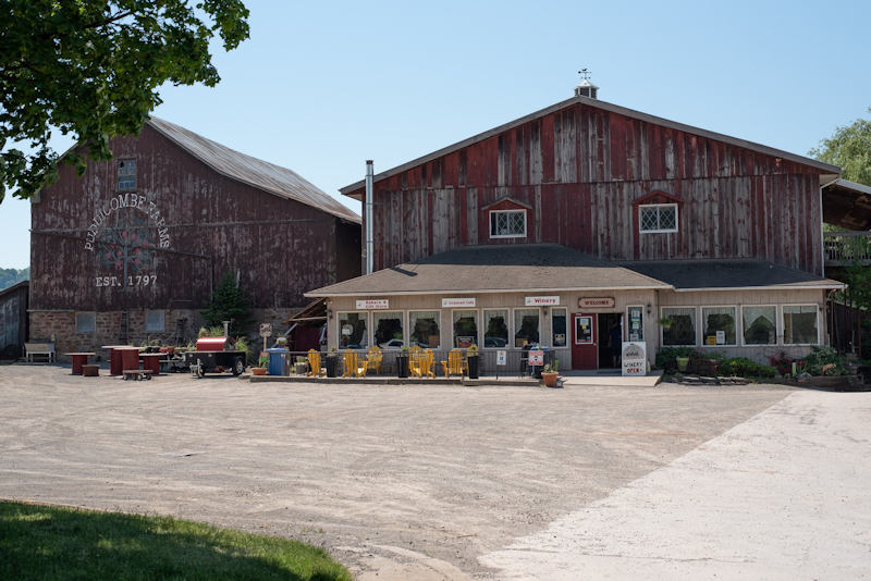 Puddicombe Estate Farms & Winery