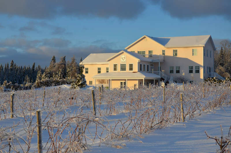 Chemin de la Rivière winery