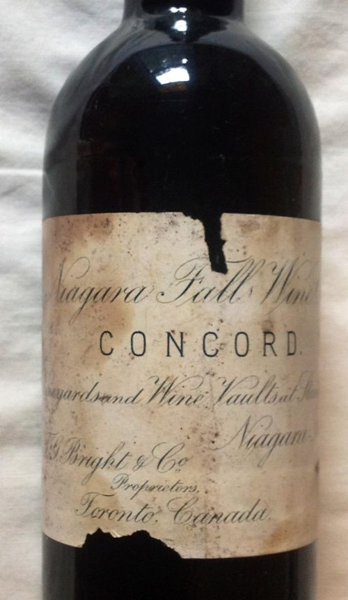 Brights Concord wine