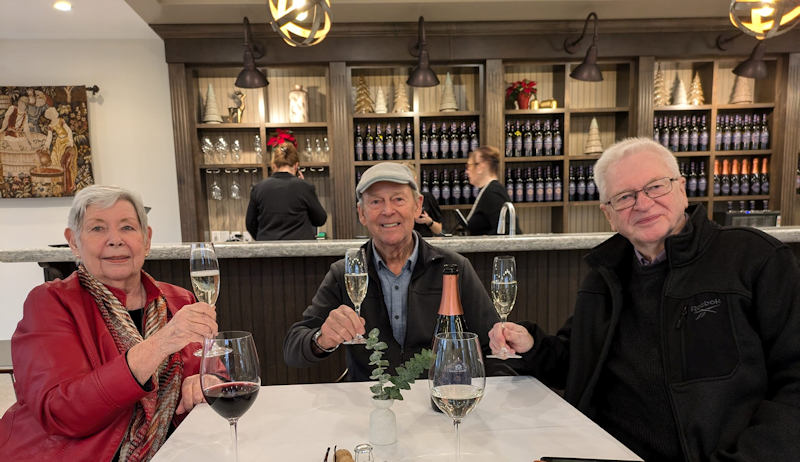 wine tasting at Glassouse Winery.