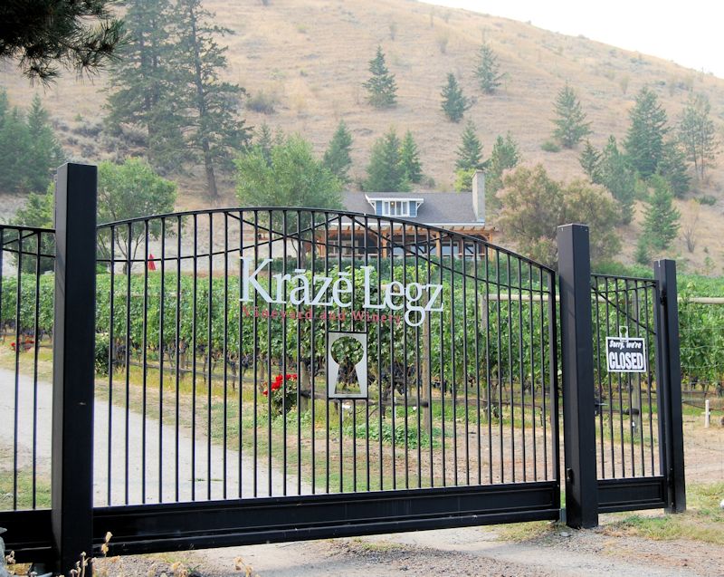 Kraze Legz Vineyard and Winery