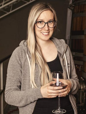 
Jessica Otting 


winemaker / Redstone Wines 